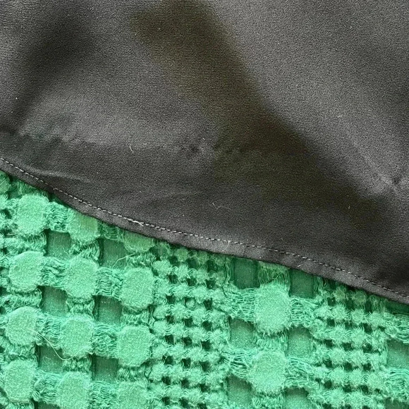 *FREE* Tristan Black Sleeveless Top | Open Back, Gold Button Detail, Fully Lined - Picture 8 of 8